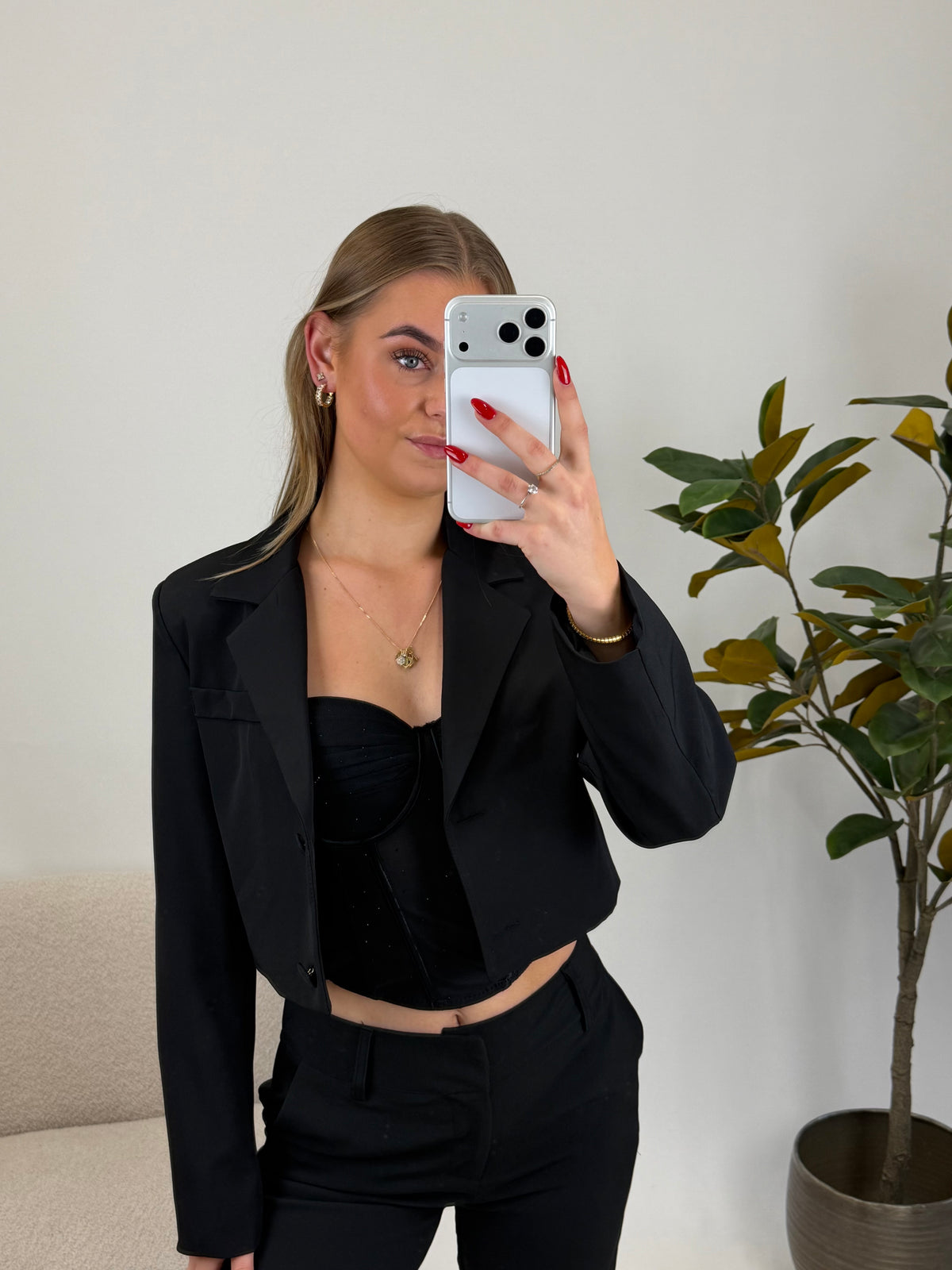 Aleah Cropped Blazer - Black