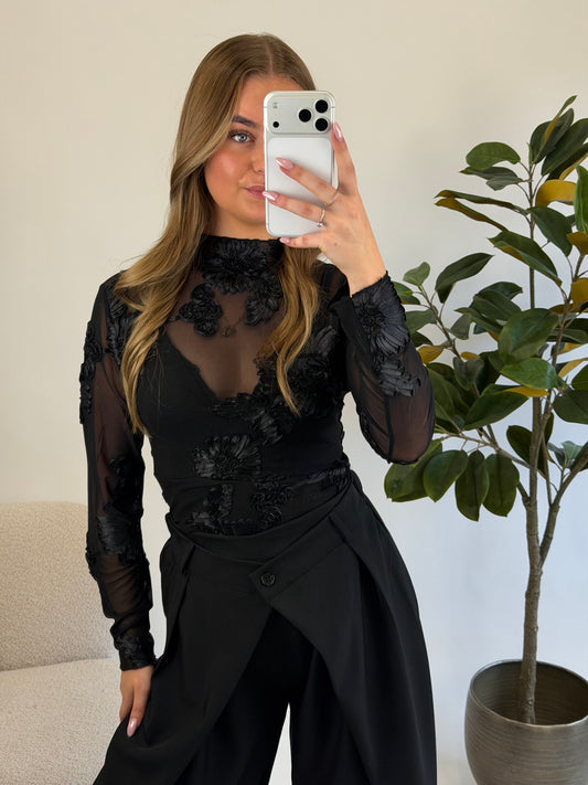 Olivia Flower Mesh Top – black