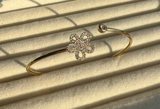 Shiny Flower Bangle