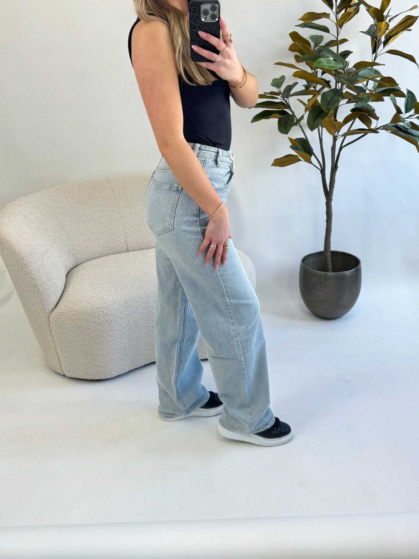Robin Wide Leg Jeans