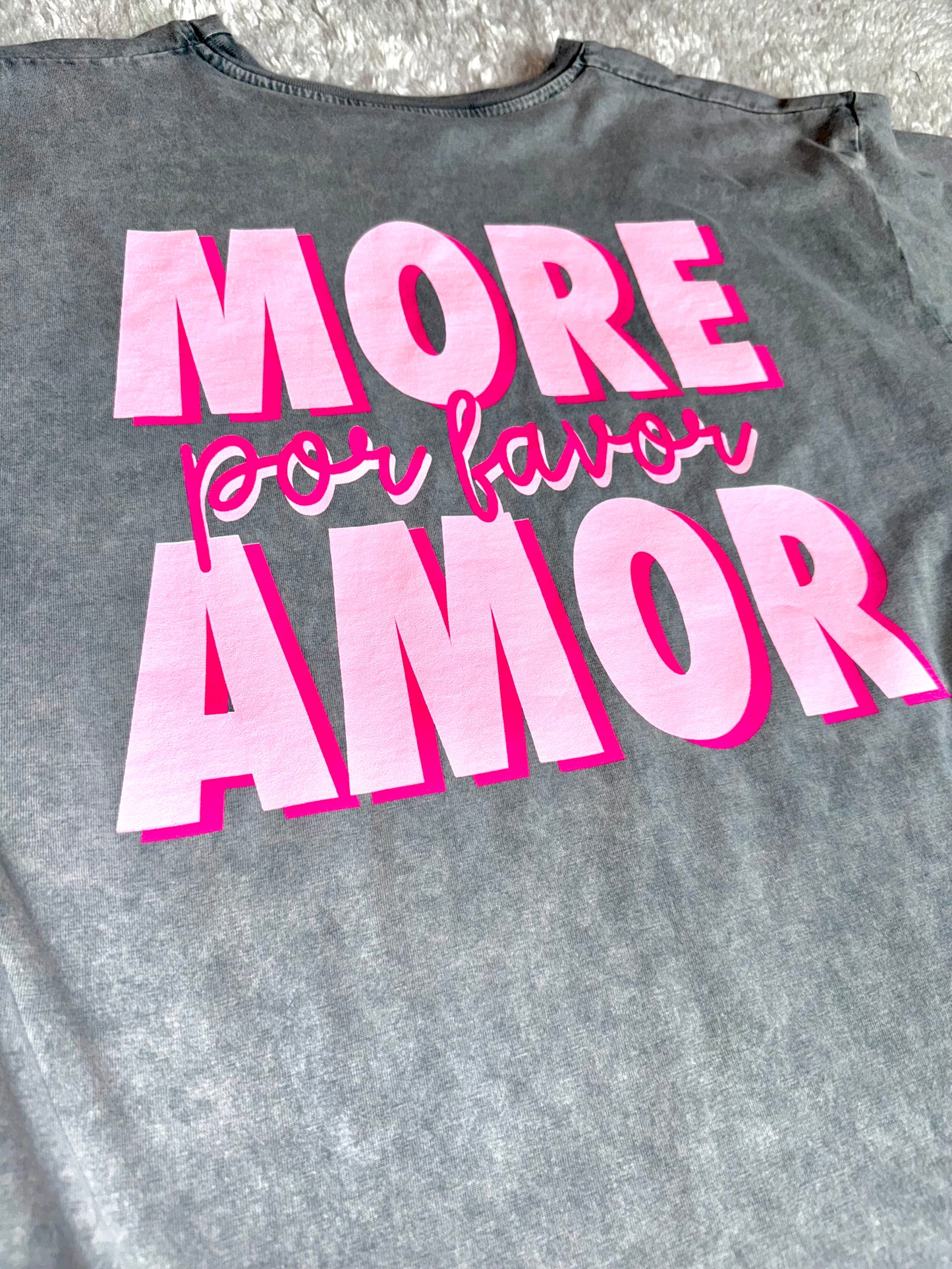 Amor T-Shirt