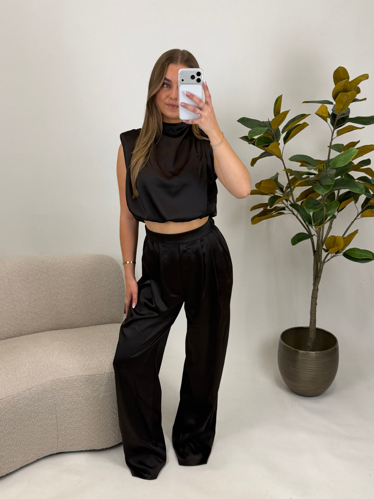 Maison Satin Pants - Dark Brown